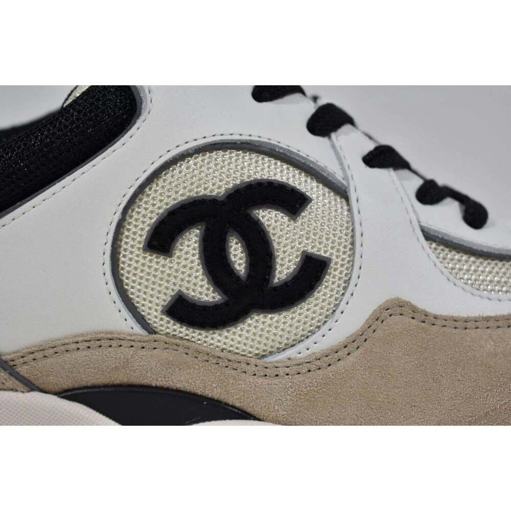 Chanel 22S White Ivory Beige Black CC Logo Tie Flat Runner Trainer Sneaker 41 - Picture 3 of 11